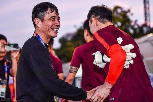 马德华爆料足球视频大全,足球视频大全背后的精彩瞬间  第2张